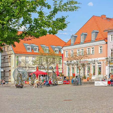 Stunning In Waren Mueritz With Kitchen شقة *